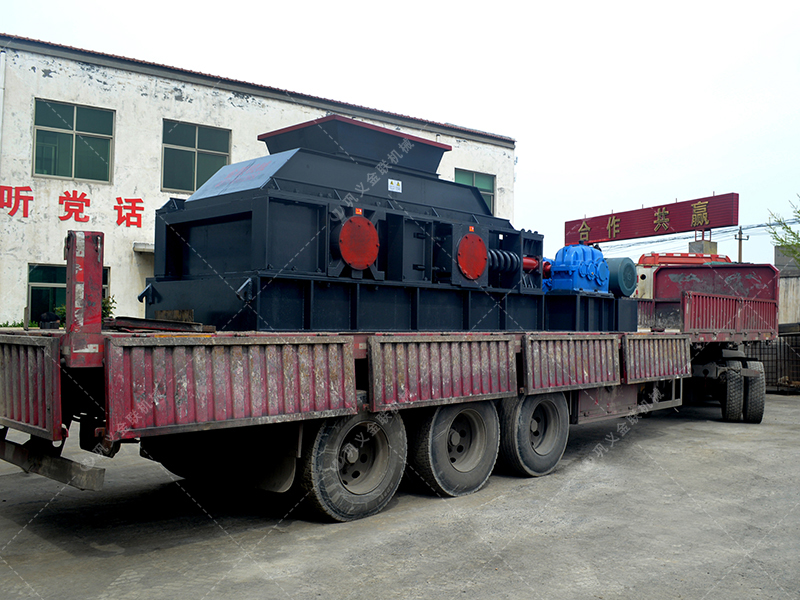 什么原因會造成對輥式破碎機(jī)出現(xiàn)片狀材料? 什么原因會造成對輥式破碎機(jī)出現(xiàn)片狀材料?