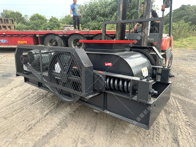 煤礦的“剛需”設備：雙齒輥破碎機滿足的僅僅是破碎需求嗎？